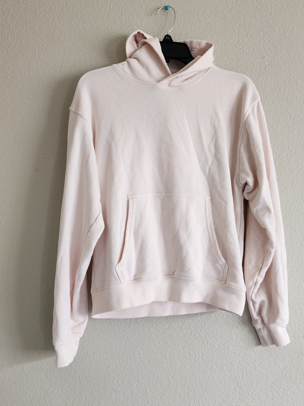 Aritzia Tna Airy Fleece Perfect Hoodie Light Pink Size S